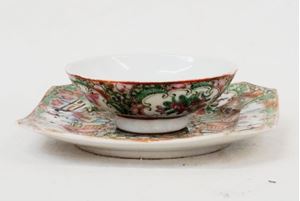 Picture of Chinese Rose Medallion cup and square saucer